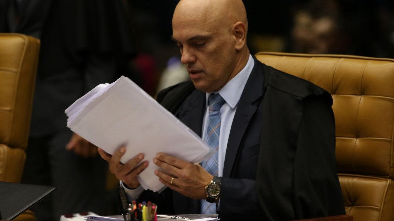 O ministro Alexandre de Moraes, durante sessão de julgamento sobre limite para compartilhamento de dados fiscais