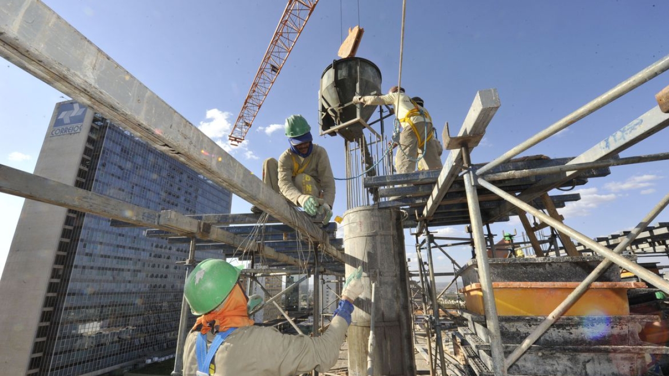 Indústrias, fábricas,Obras de construção, edifício sede do SENAI,construção civil