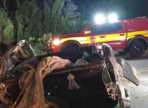 Acidente envolvendo quatro veículos deixa cinco feridos na BR-470