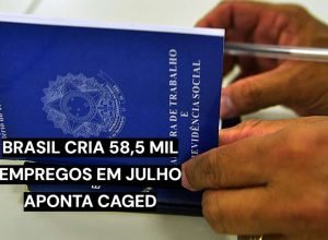 Trabalhadores durante atividade profissional no Brasil