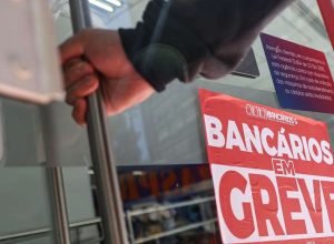 Bancários realizam paralisação de 24 horas nesta quinta-feira