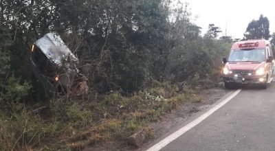 Saída de pista na ERS-331, em Erechim, envolve um Ford Focus