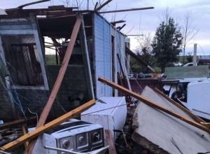 Tornado em Candói causa estragos em propriedades rurais da comunidade de Santa Clara
